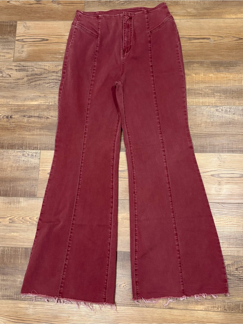 Free People Crvy Wild Honey Denim - Red Mahogany 30W flare retro raw hem